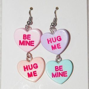 💘NEW Valentine Conversation Hearts Earrings Silver Dangle